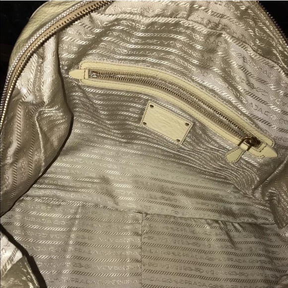 Authentic X large Prada Saffiano leather Satchel - Picture 4 of 5